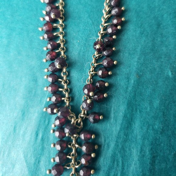 2/35$ Kenneth Cole Y necklace with deep red beads - Picture 3 of 6